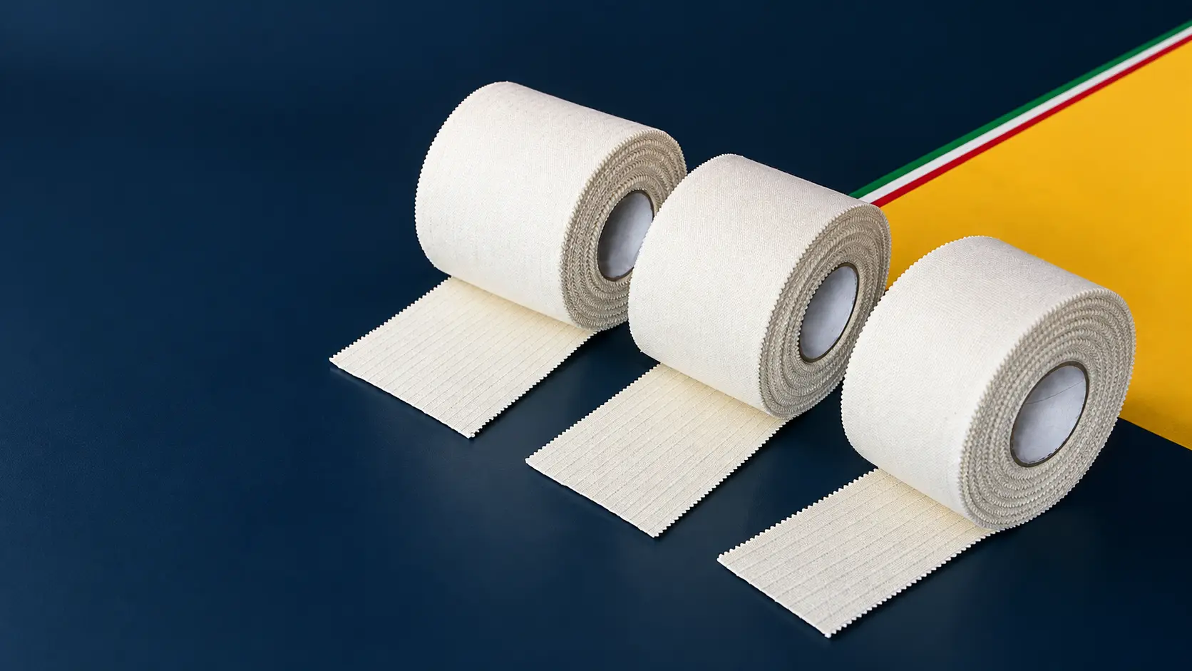 Drie breedtes Dream Tape sporttape in FRAMO-stijl